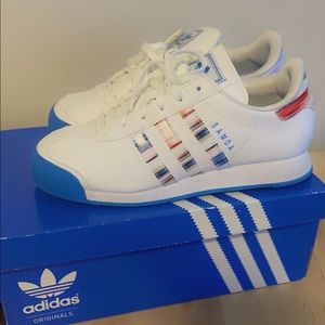 Adidas 4 1/2 white and blue sneakers